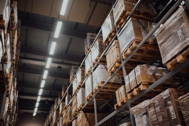 Warehouse Ordering Process for Online Retailer
